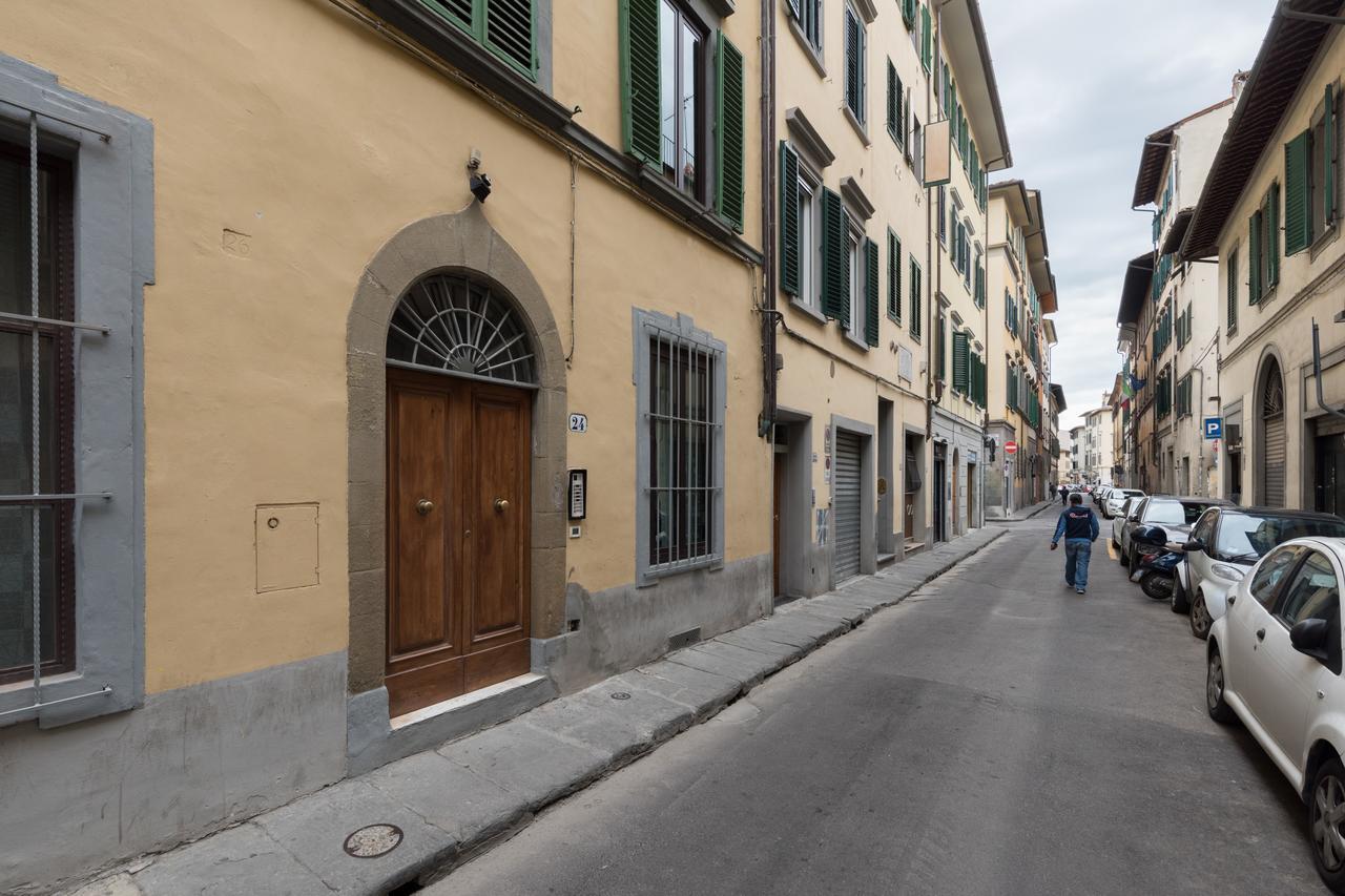 F7 - Santa Croce One Bedroom Flat For 2 Or 3 Guests Firenze Kültér fotó