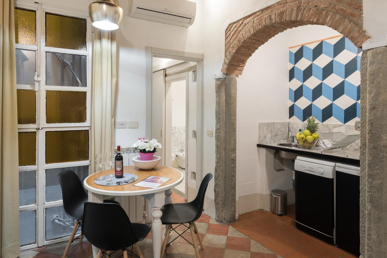 F7 - Santa Croce One Bedroom Flat For 2 Or 3 Guests Firenze Kültér fotó