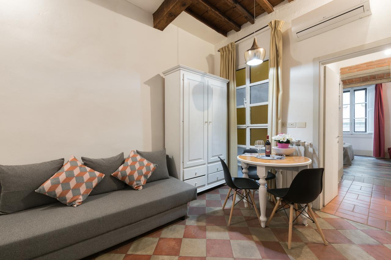 F7 - Santa Croce One Bedroom Flat For 2 Or 3 Guests Firenze Kültér fotó